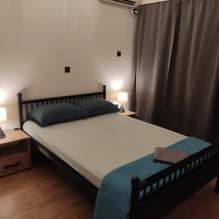 Cozy Downtown Apartment Athens